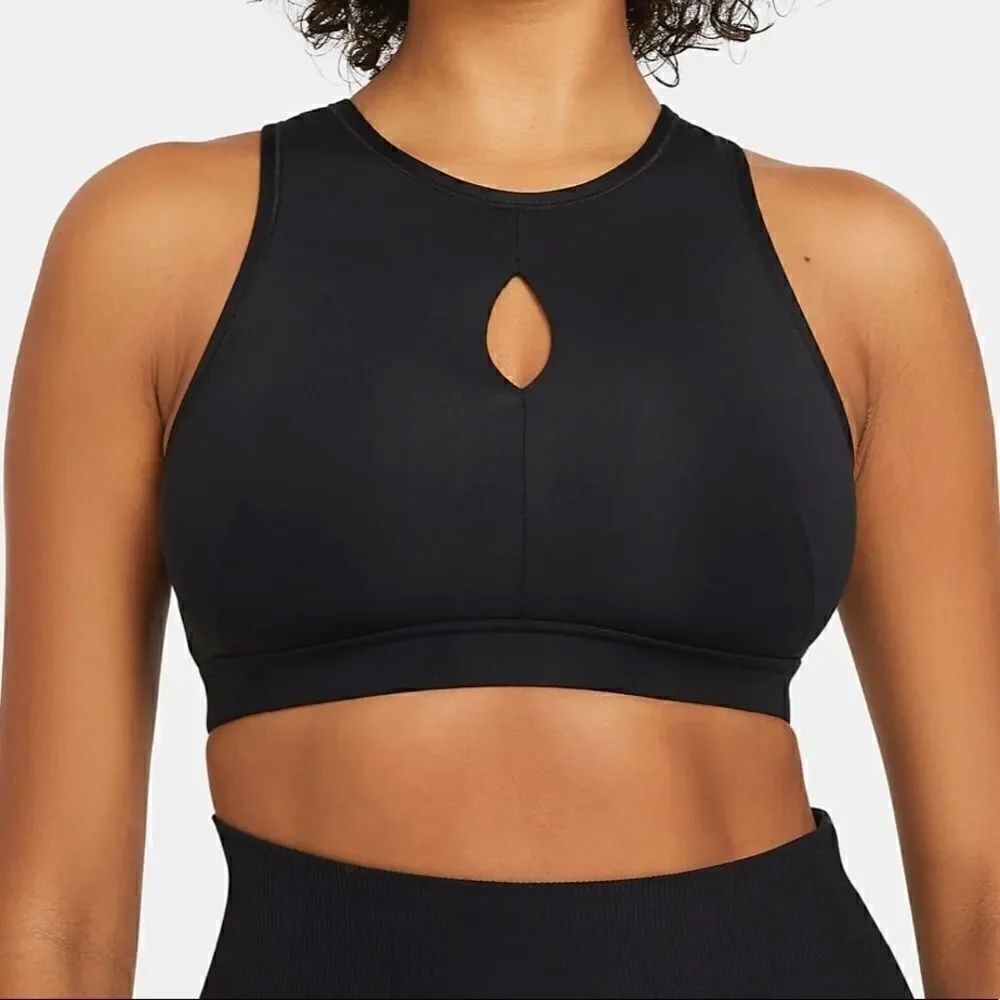 NWT Nike Yoga Dri-Fit Swoosh Sports Bra